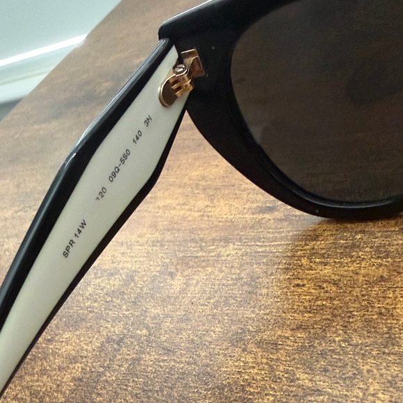 Prada SPR14W  cat eye Sunglasses main image 9